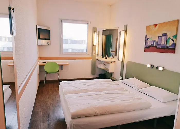 Ibis Budget Ost Hotel *